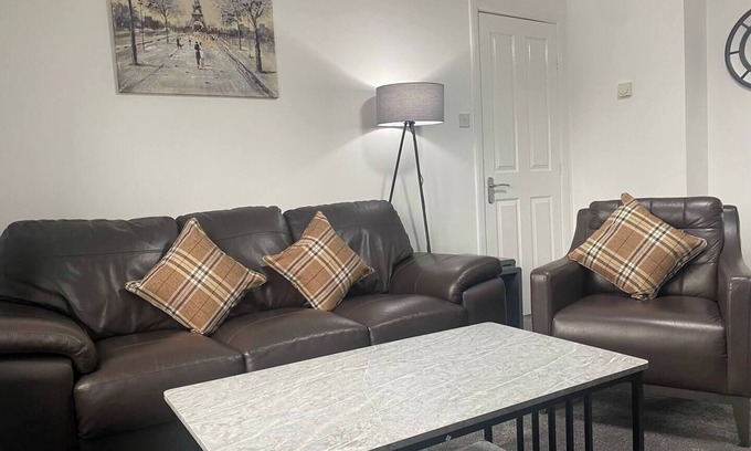 Rosyth Apartment | Prime Commuters Choice Award by Three Bridges Apartments