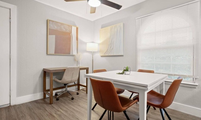 Wooten Apartment | Prime Crestview Suite! Cozy Bed & In Unit Laundry!