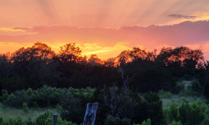 Bandera RV Rental | Primitive Camping⛺️Under the Stars🌠 n5 minutes to Bandera!