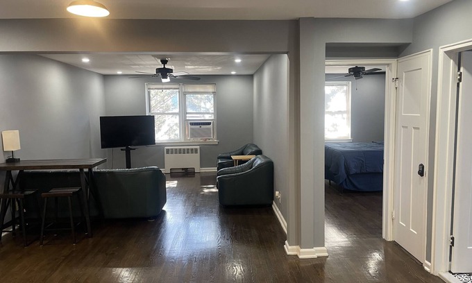 Getty Square Condo | Private 1 bedroom Condo near the Hudson River & Metro North Train