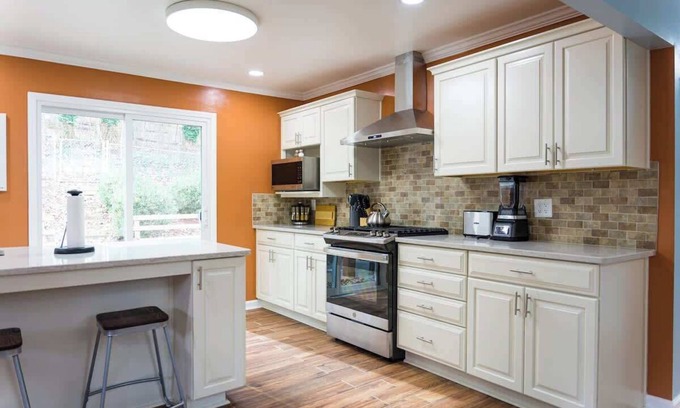 Cave Spring House | Private 5 Bedroom House Nestled in Heart of Town