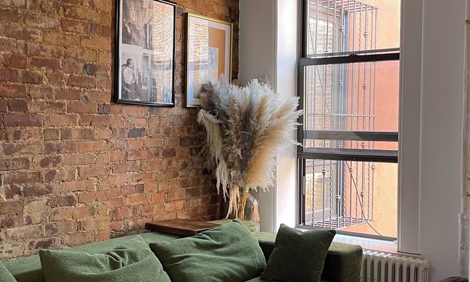 Harlem Apartment | Private Balcony Room - Shared Luxurious Apartment - Central Harlem