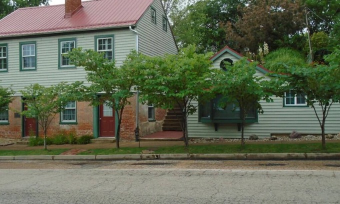 Hermann House | Private Bathroom, Private Entrance, The Cobbler Suite is perfect for your weekend getaway! Park the car and walk to shops, restaurants, wineries, distilleries, breweries, tasting rooms and more!