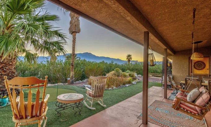 Desert Hot Springs RV Rental | Private Bungalow near Joshua Tree and Palm Springs