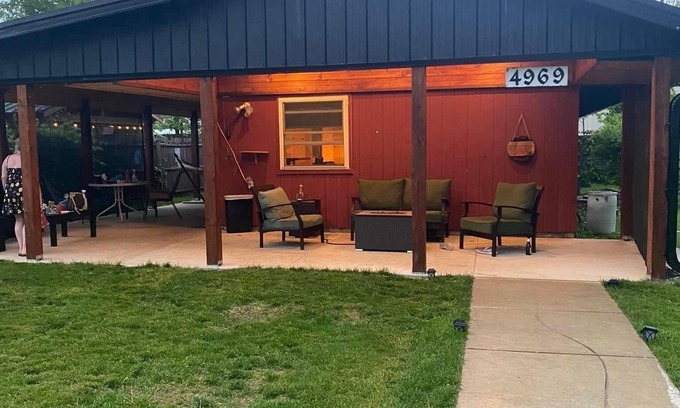 Geneva-on-the-Lake Cabin | Private cabin that sits on fenced in one acre lot. (Dog friendly)