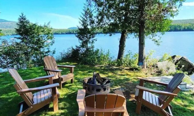 Holland Cabin | Private & Cozy lakeside cabin with A+ lake views