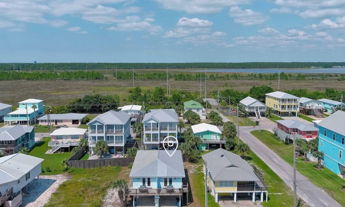 Gulf Shores House | PRIVATE DUPLEX IN THE HEART OF GULF SHORES!