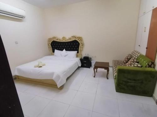 Al Ain House | Private Guest Room in Kuwaitat