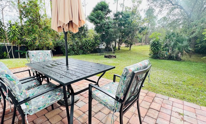 Naples House | Private house on 1 acre fenced lot