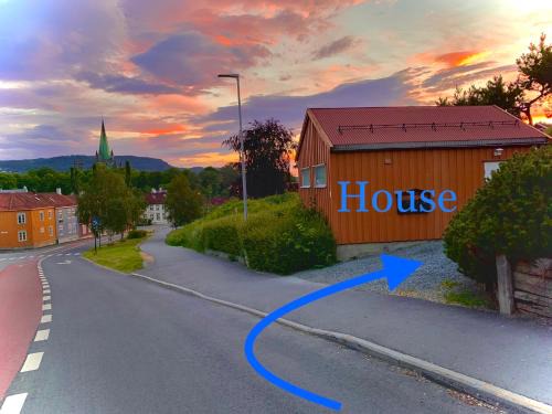 Trondheim Villa | Private house-terrace-garden -parking-WiFi-smartTV