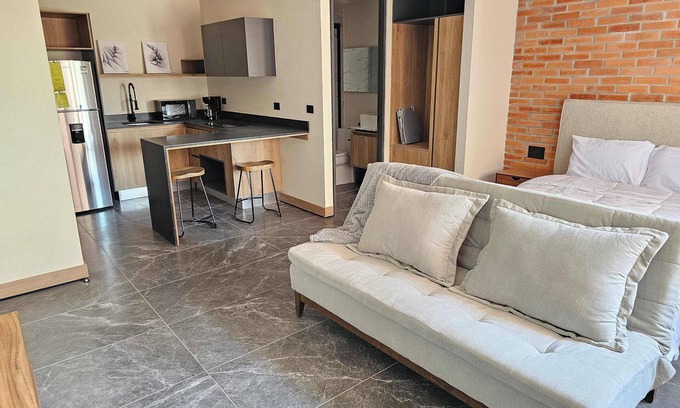 Lafayette Apartment | Private Loft Walking Distance from CAS | Duna S.
