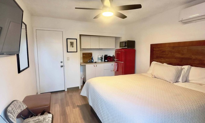 Westside Costa Mesa House | Private Long Term Studio in Costa Mesa!