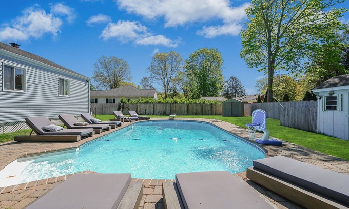 Hampton Bays House | Private Pool, Close to Beaches, Shops, Restaurants, bars, and markets