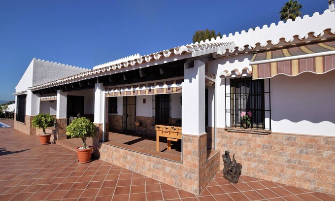 Arenas Villa | Private Pool Near Beaches
