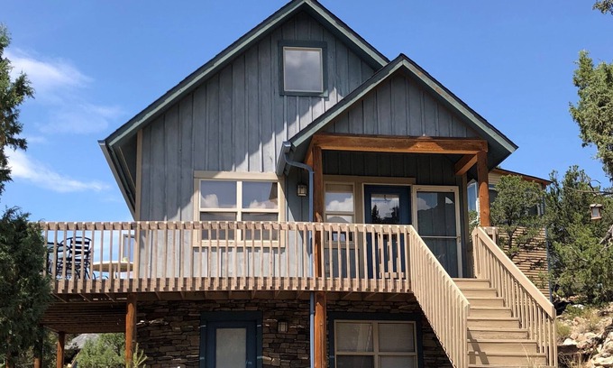 Baca Grande Cabin | Private Rocky Mountain Cabin-Spectacular Views!