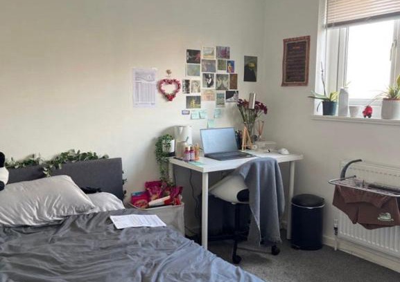Leeds House | Private room in a house with other tenants near University of Leeds and Leeds Arts