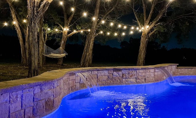 Brushy Creek Cottage | Private Studio | Pool + Spa + Tranquil Escape