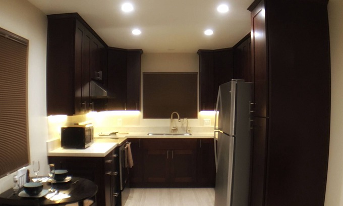San Luis Obispo Apartment | Private studio with full kitchen & scenic views close to Cal Poly - 7day+