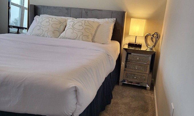Summit Station House | Private stylish Bedroom with a view! Bathroom and Free parking