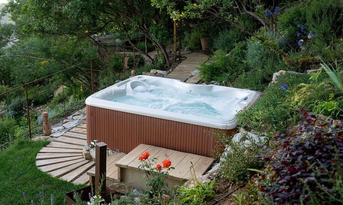 Seravezza Villa | Private Villa with A/C, hot tub, WIFI, sauna, balcony, panoramic view, close to Forte Dei Marmi