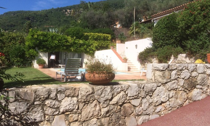 Magagnosc Villa | Private Villa with pool house within idyllic provencal gardens