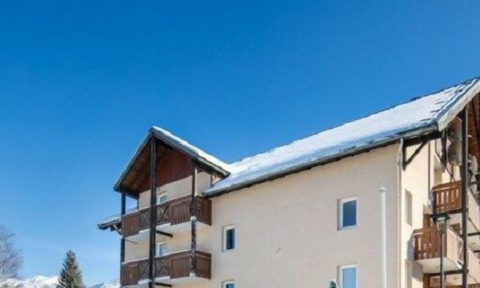 Villard-de-Lans Apartment | Proche du Centre ! Accès Piscine + Local à Skis