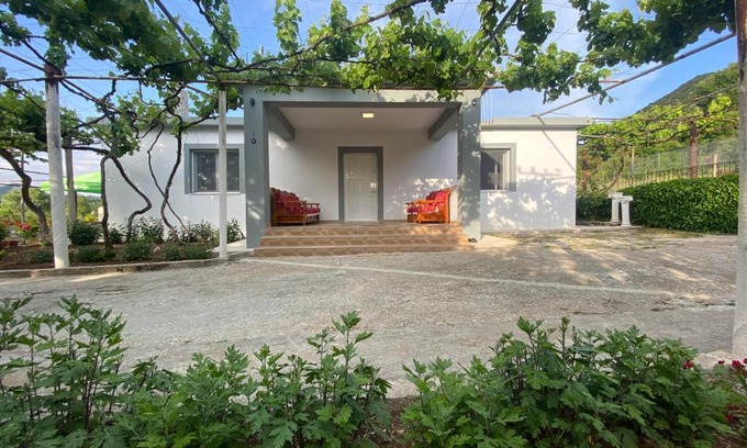 Jala House | Progon House