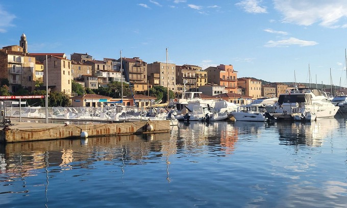 Propriano Apartment | PROPRIANO T2 2 steps from beaches All comforts, ideally located, quiet residence