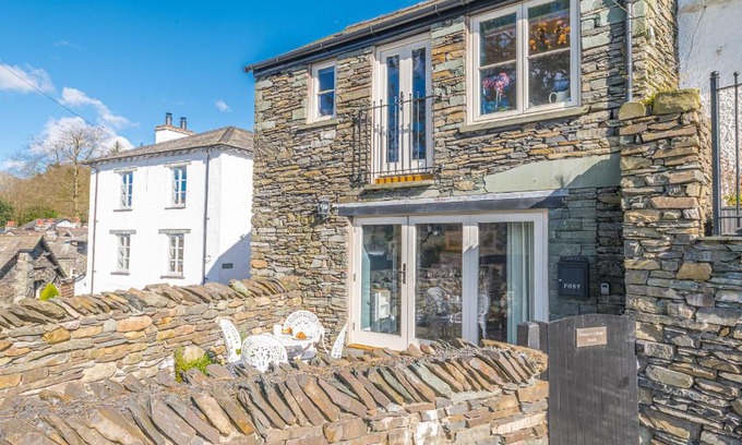 Ambleside Apartment | Prospect Cottage Studio