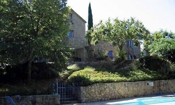 Sahune Other | Provencal sheepfold in a quiet, green setting, swimming pool mid-June mid-September
