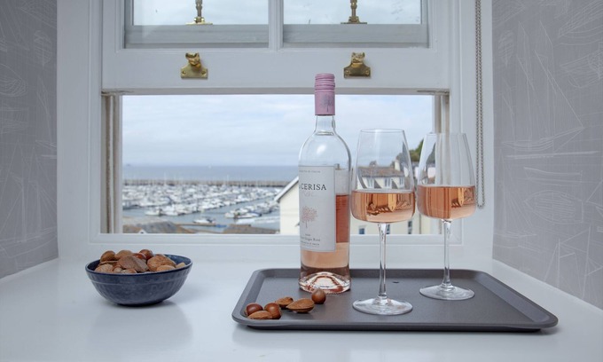 Brixham Hotel | Provident, Maritime Suites - a suite that sleeps 2 guests in 1 bedroom