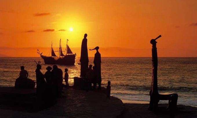 Puerto Vallarta Resort | Puerto Vallarta 4 Star Beach Resort w/All Inclusive Option