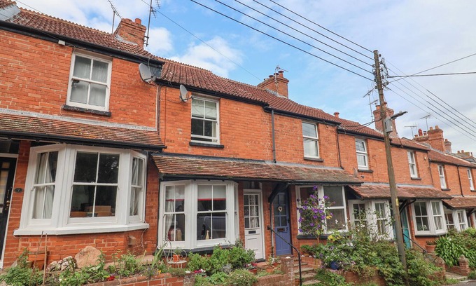 Sidmouth Cottage | PUFFINS, family friendly, country holiday cottage in Sidmouth