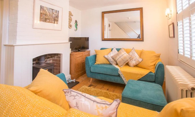Leiston House | Pugwash