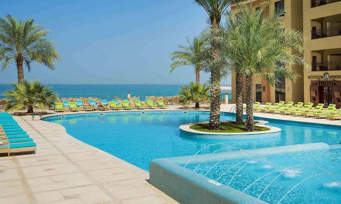 Ras Al Khaimah Hotel | Pullman Resort Al Marjan Island