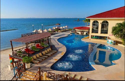 Puerto Juarez Apartment | Punta me Apartment with nice sea view in hotel & waterpark