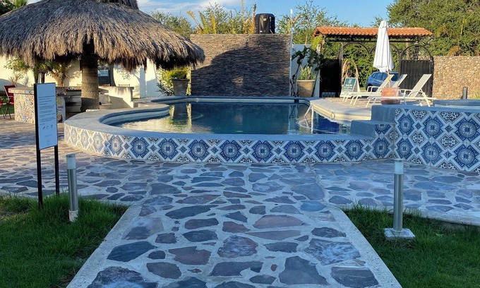 Riberas del Pilar Hotel | Punta Mirasol