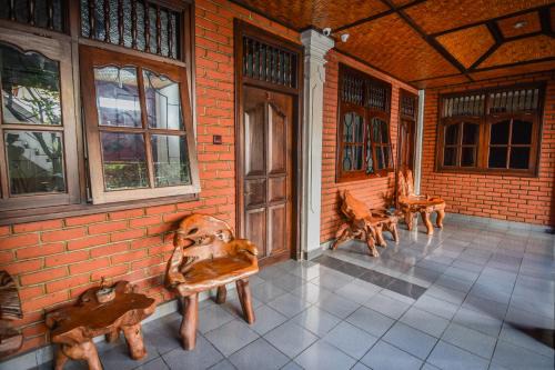 Downtown Kuta Hotel | Puri Agung Homestay