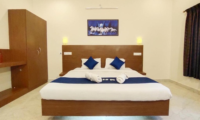 Kuilapalayam Hotel | PV Resort - Auro Beach