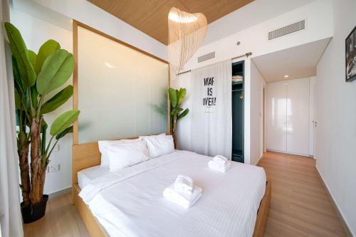 Za'abeel 2 Apartment | PVH - 2BR Artistic Retreat in Downtown Views 2