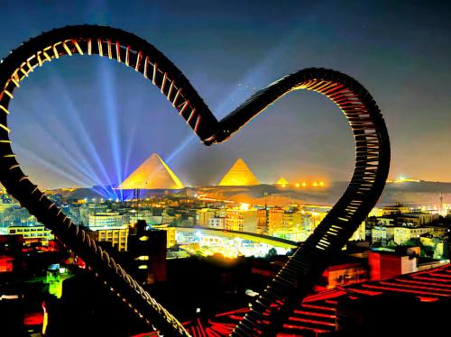 Al Haram Hotel | PYRAMIDS & SPHINX GEM HOTEL all apartments with Pyramids view