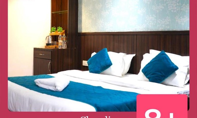 New Delhi Hotel | Qotel Hotel Rajouri Garden Above Ritu Marbles, Near Rajouri Garden Metro Station-Couple Friendly