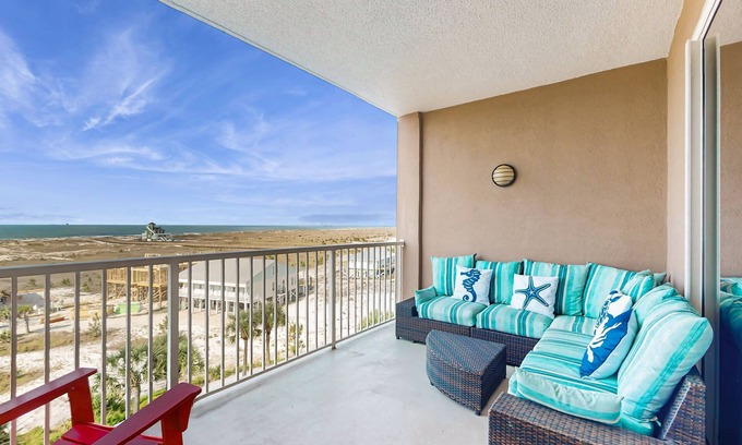 Fort Morgan Condo | Quaint Condo with Beautiful Gulf Views, a Shared Pool, Pool Spa, & Gym