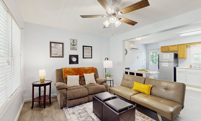 Thayerville Cottage | Quaint dog-friendly retreat near the lake w/wood stove, gas grill, & large yard
