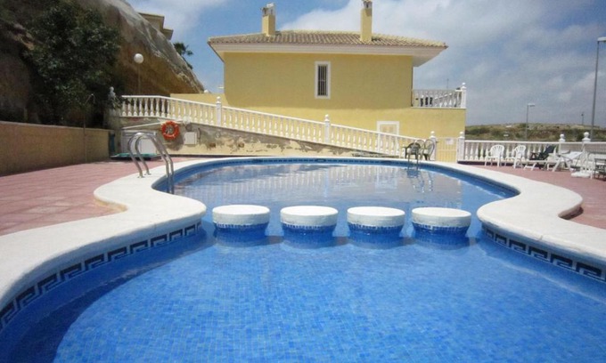 Residencial Benimar House | Quaint Holiday Home in Rojales with Pool