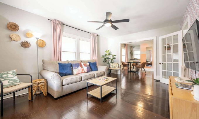 Meridian-Kessler House | Quaint Indy Getaway in SoBro