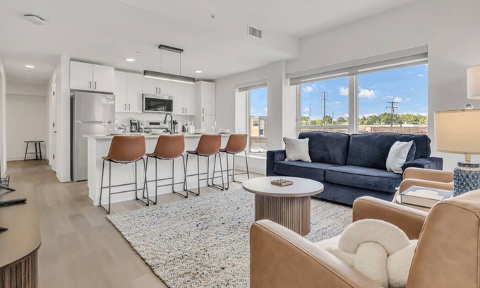 University Circle Apartment | Quaint & Peaceful 2BR | Cleveland Clinic