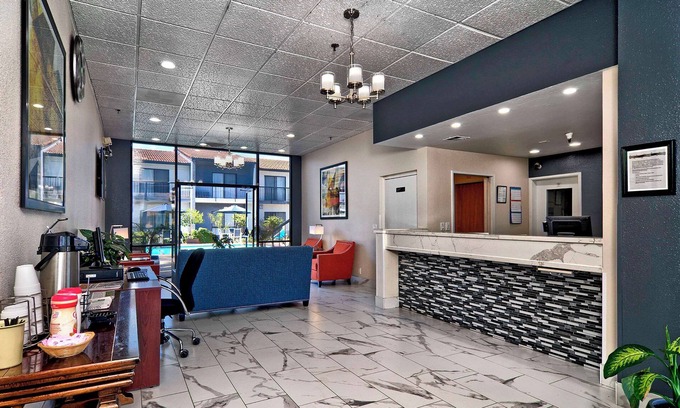 Morgan Hill Hotel | Quality Inn & Suites South San Jose/Morgan Hill