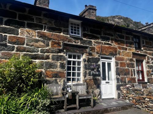 Beddgelert House | Quarryman's cottage