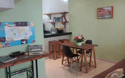 Planalto House | Quarto triplo em casa acolhedora